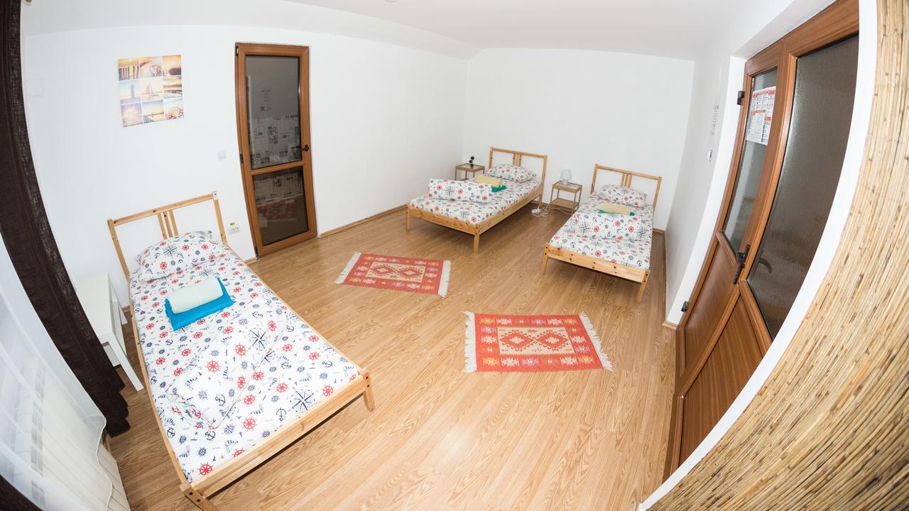 Exit Routine Hostel Timisoara Exterior photo
